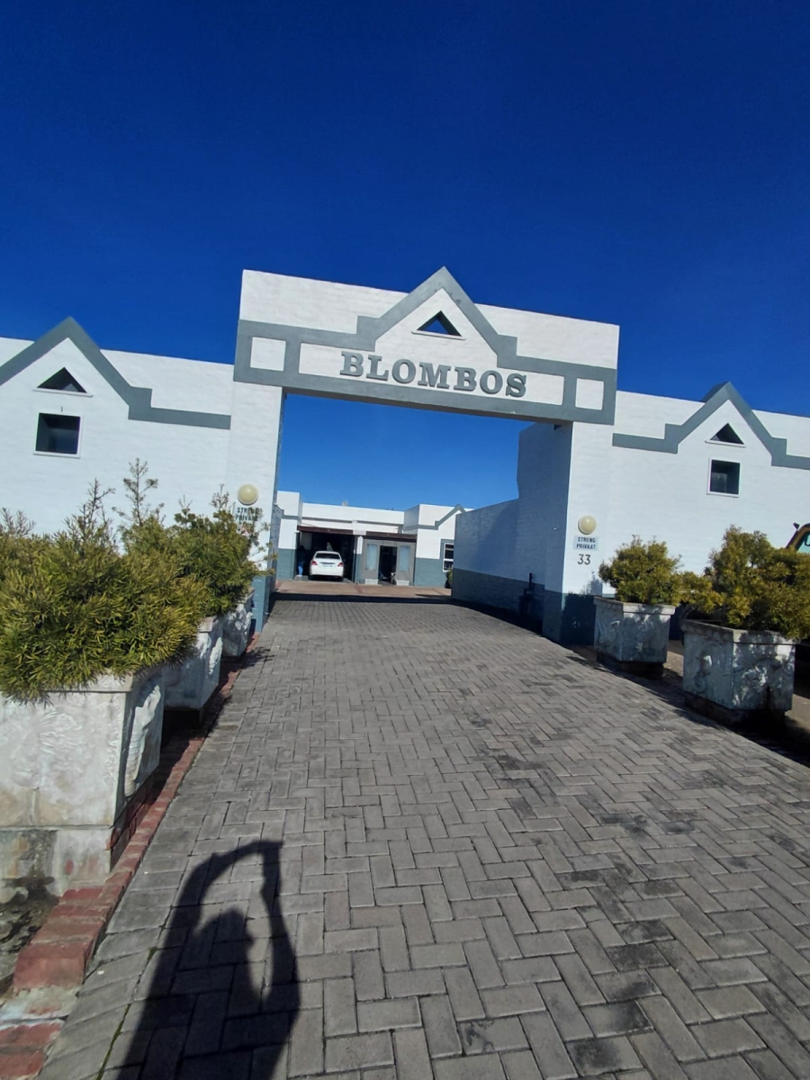 3 Bedroom Property for Sale in Stilbaai Wes Western Cape
